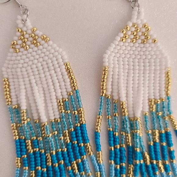 Handmade earrings( RESTOCKED) - Picture 5 of 9